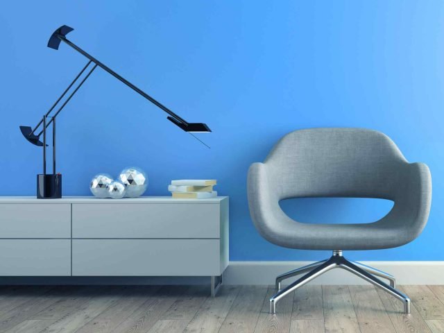 https://akshainteriors.com/wp-content/uploads/2017/05/image-chair-blue-wall-640x480.jpg